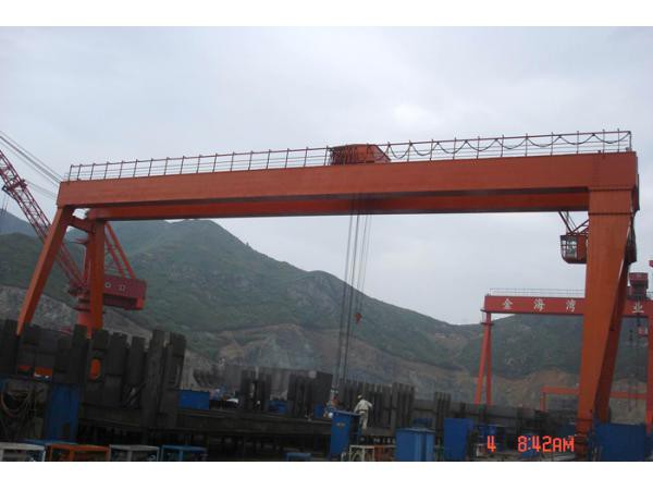 MG型門式起重機(jī)150T